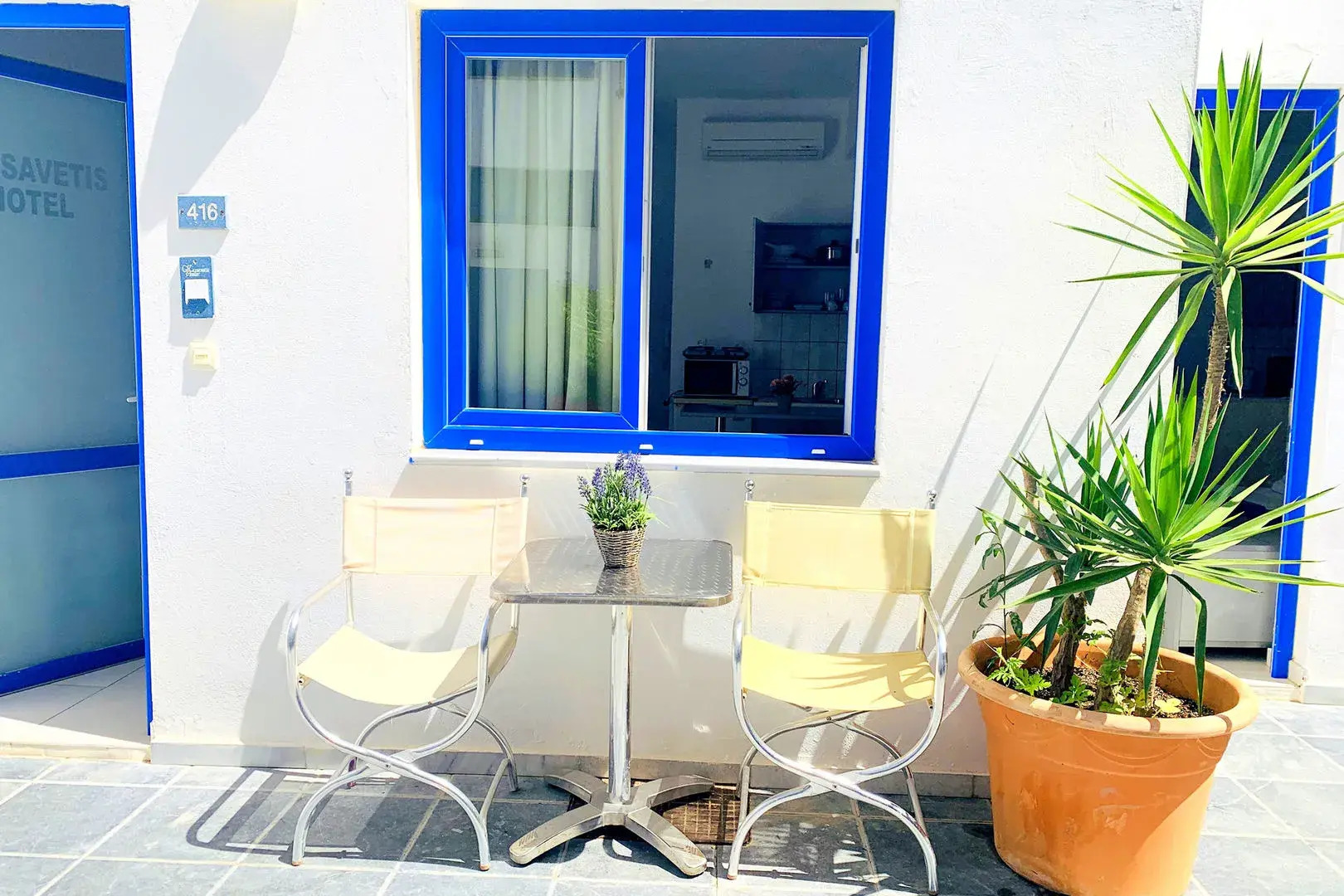 Kassavetis Apartments