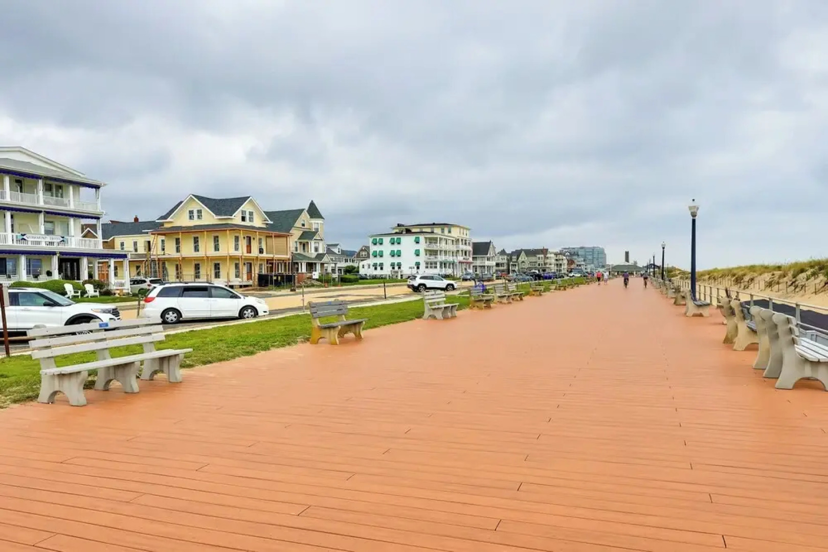 Walk to Downtown & Beach: Ocean Grove Apartment!