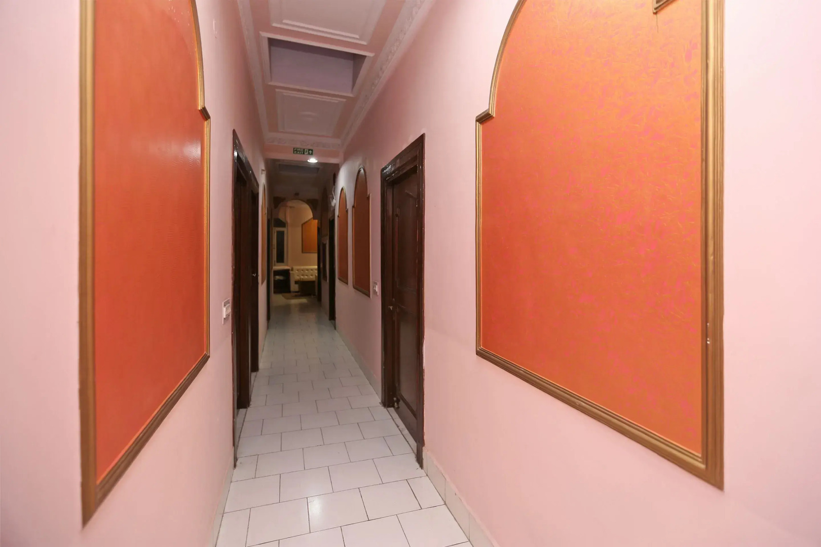 OYO 16761 Rk Regency