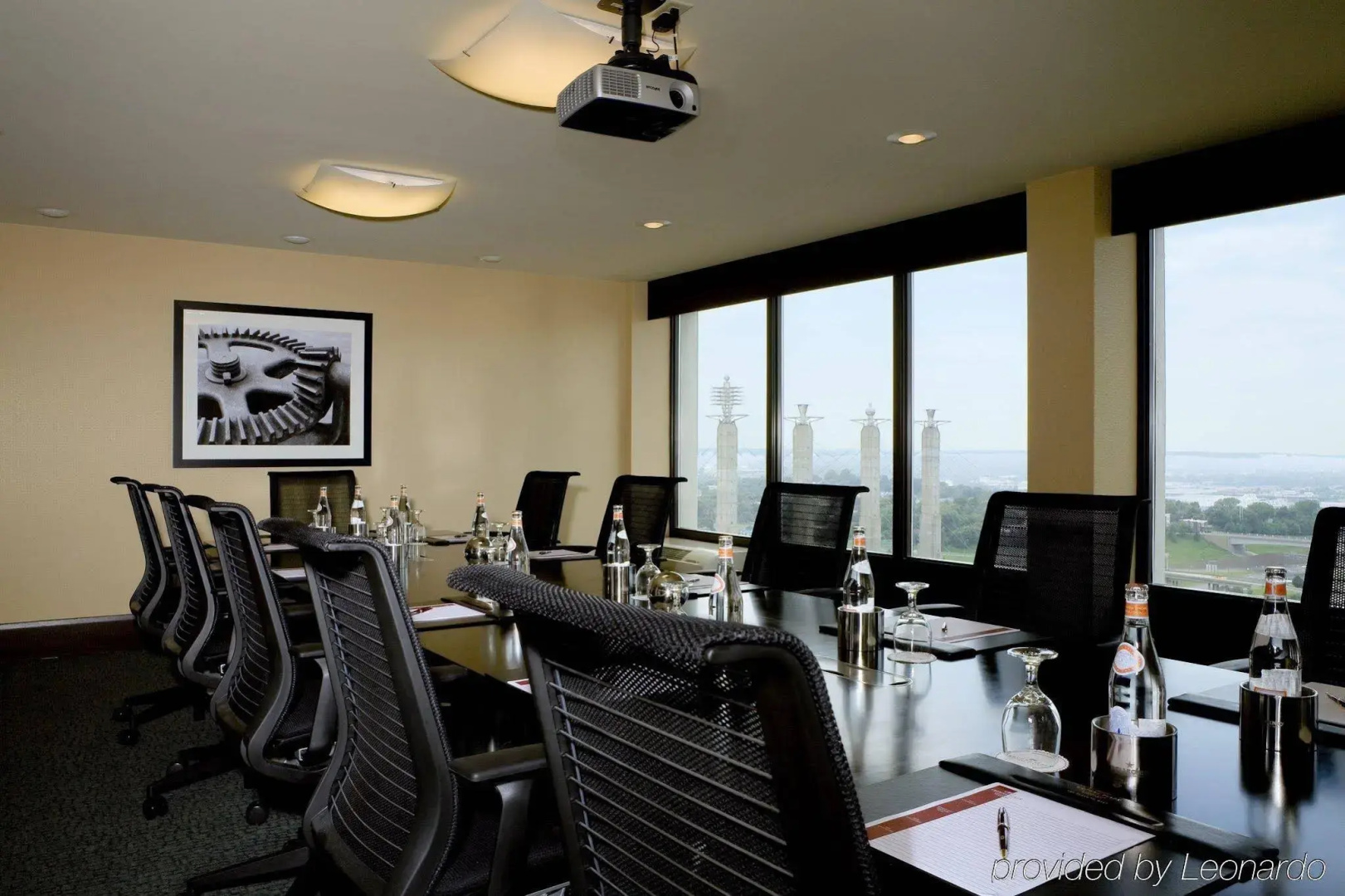Crowne Plaza Kansas City Downtown by IHG