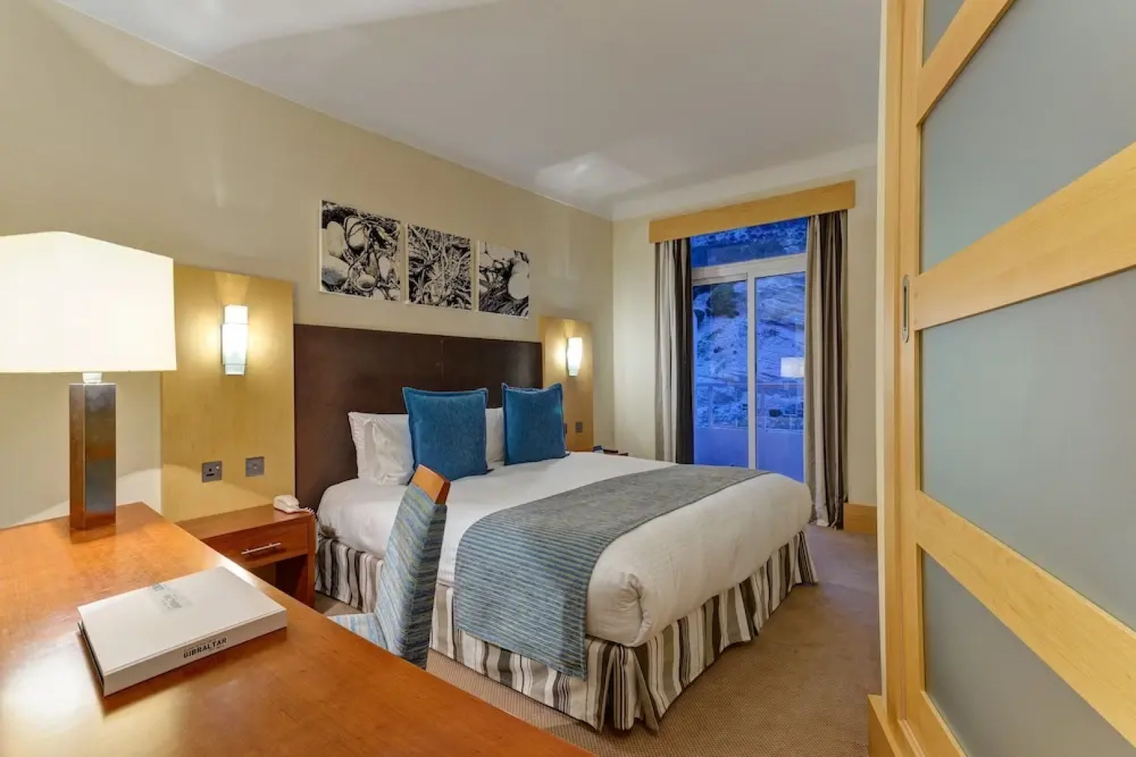 The Caleta Hotel Self-Catering Apartments