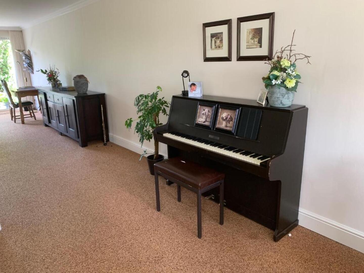 Gorinchem, spacious house, terrace at the water