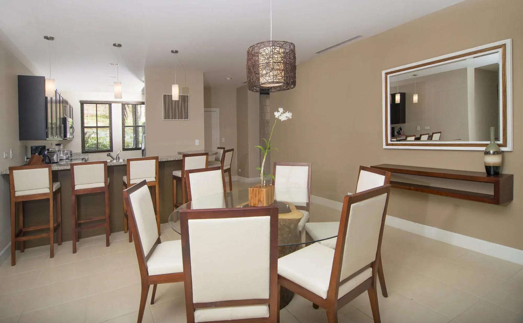 Coco Breeze Residence