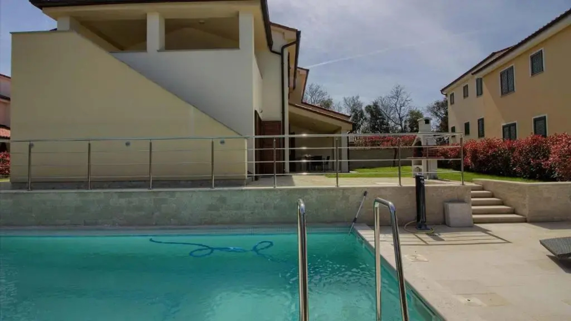 Luxury villa Mar with pool 200m from the beach and restaurants