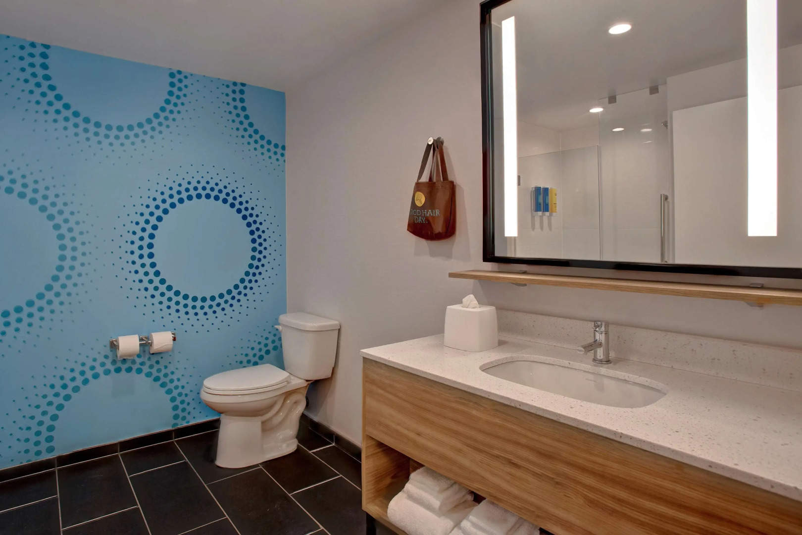 Tru by Hilton Alcoa Knoxville Airport