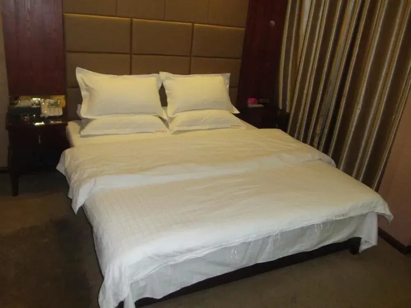 Wuzhou Grand Hotel