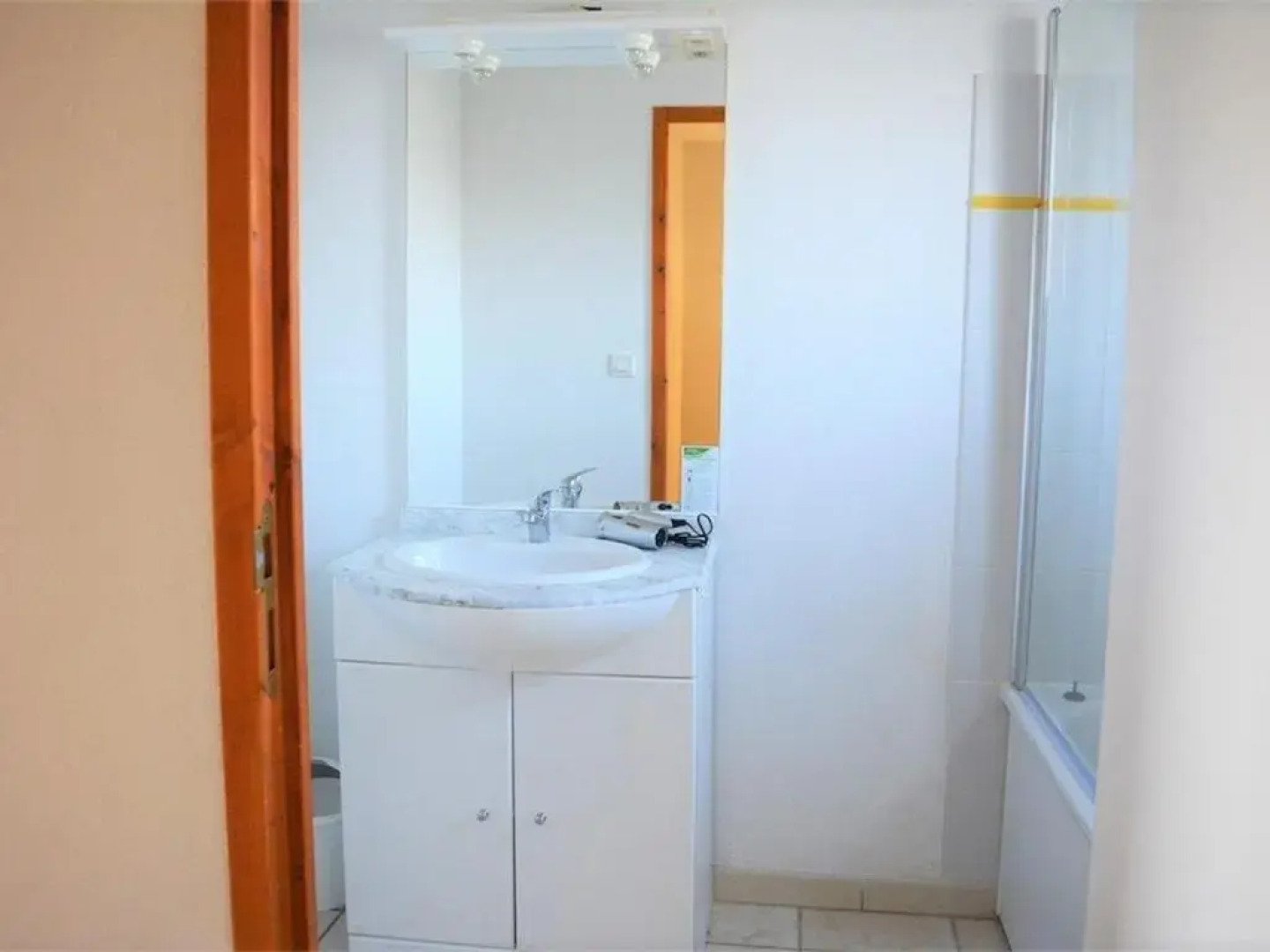 Maison Salavas, 3 pièces, 6 personnes - FR-1-382-19