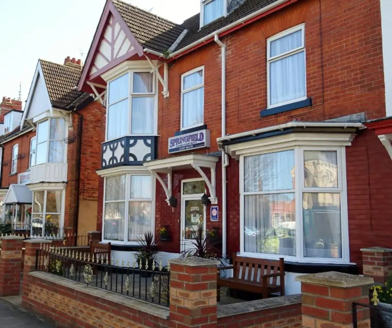 Springfield Holiday Apartments