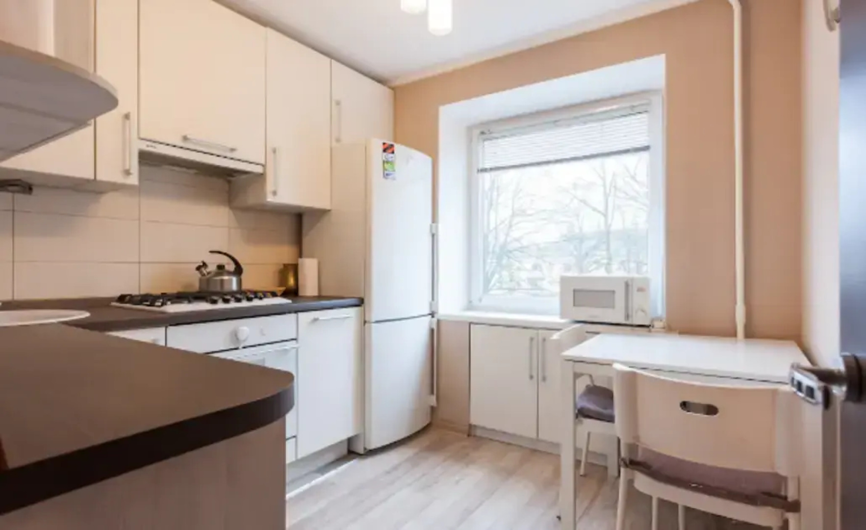 KenigApart (КенигАпарт) на улице Черняховского 20