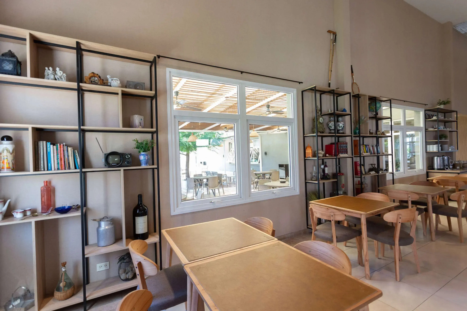 Howard Johnson Funes