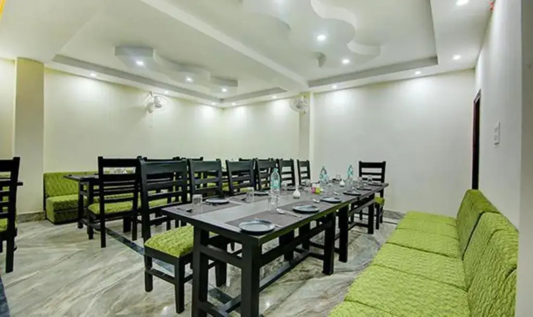 FabExpress Vistara Grand