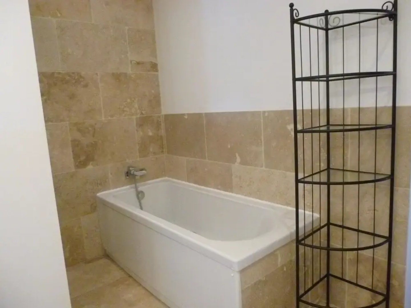 House With 3 Bedrooms in Jonquerettes, With Enclosed Garden and Wifi