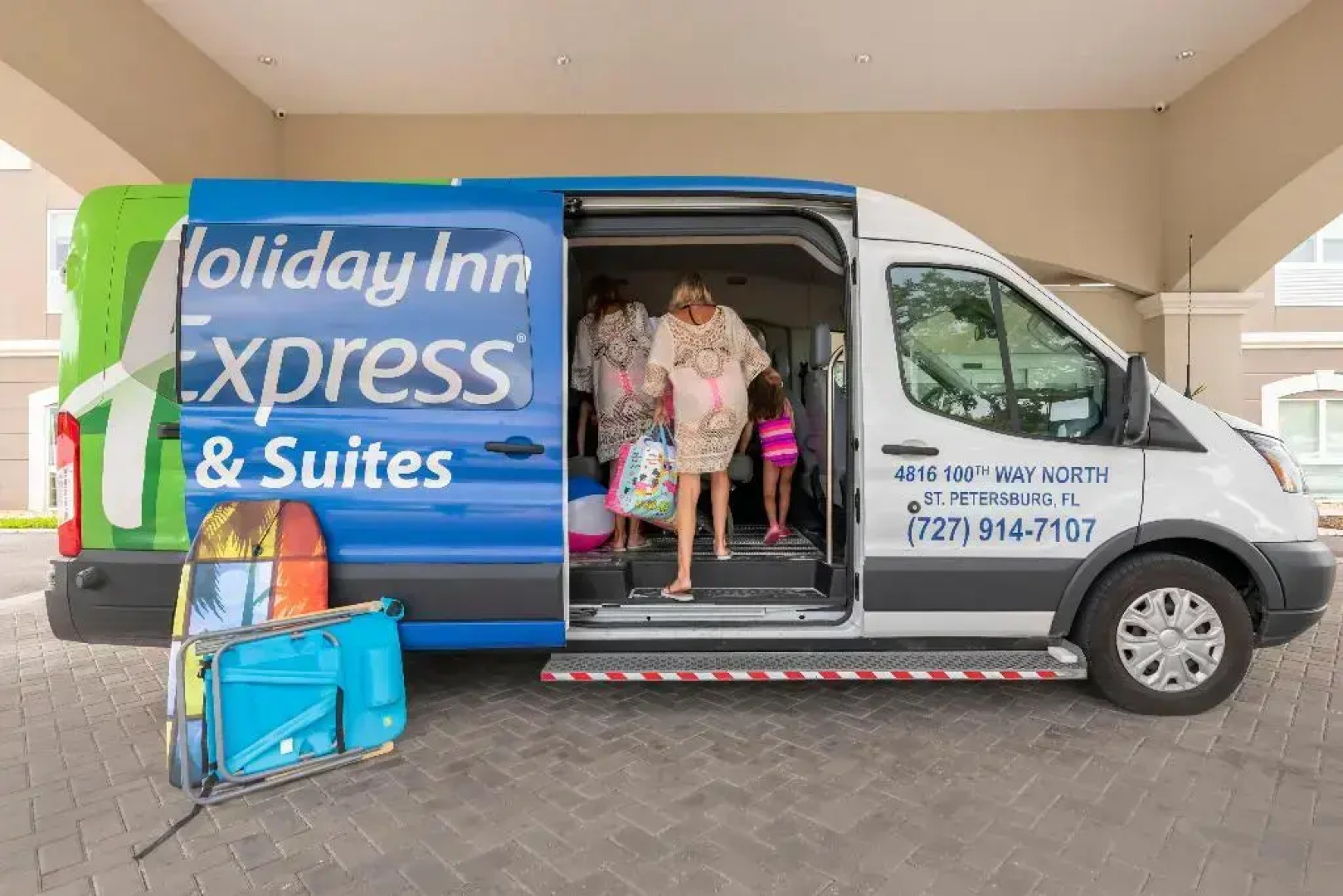 Holiday Inn Express & Suites St. Petersburg - Madeira Beach by IHG