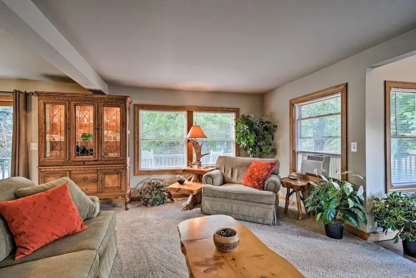 Pet-friendly Home Near Lakes & Snowmobile Trails!