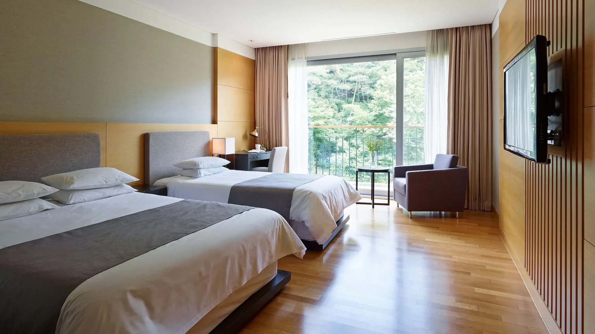 The Suites Hotel Namwon