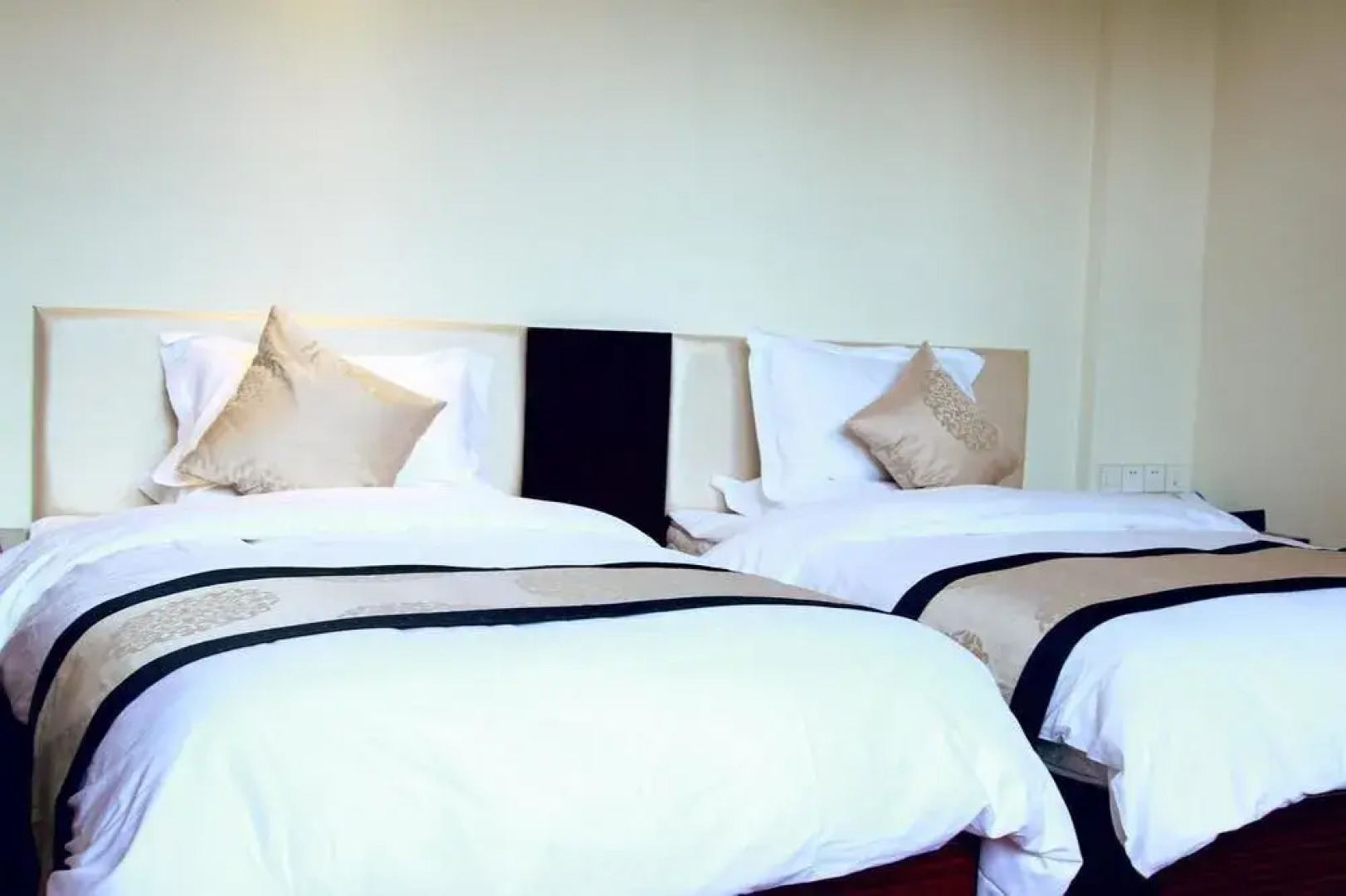 Lijiang Yongli Five Yard