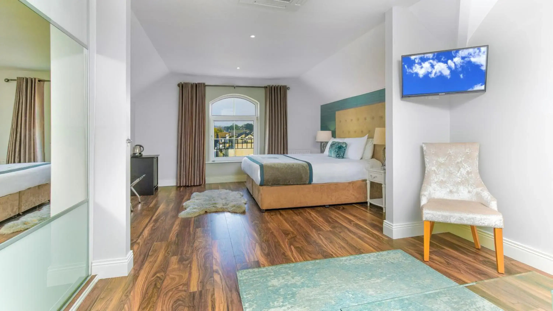 Brook Lodge Hotel