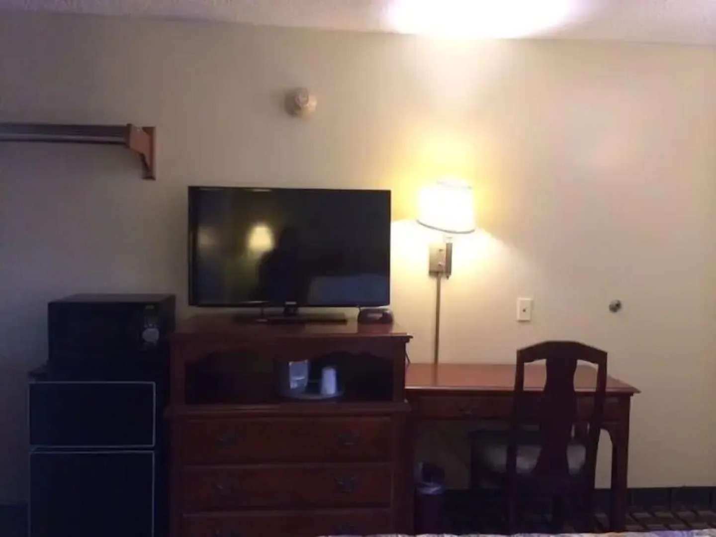 Hospitality Inn - Buffalo Airport