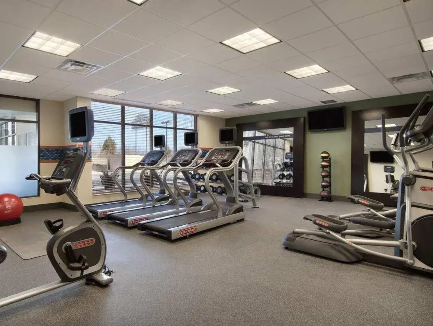 Hampton Inn & Suites Charles Town