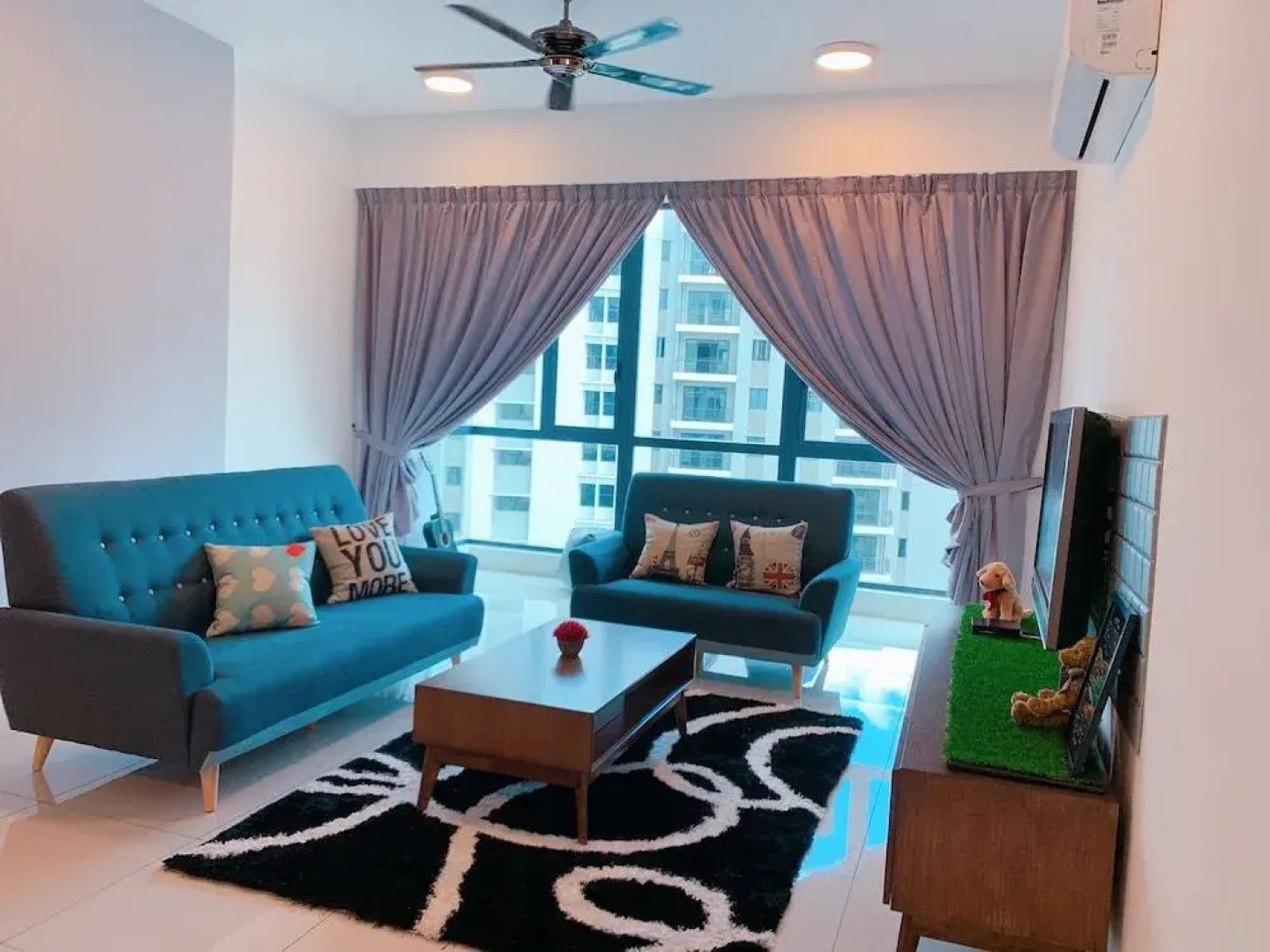 The Luxury Jazz Suites