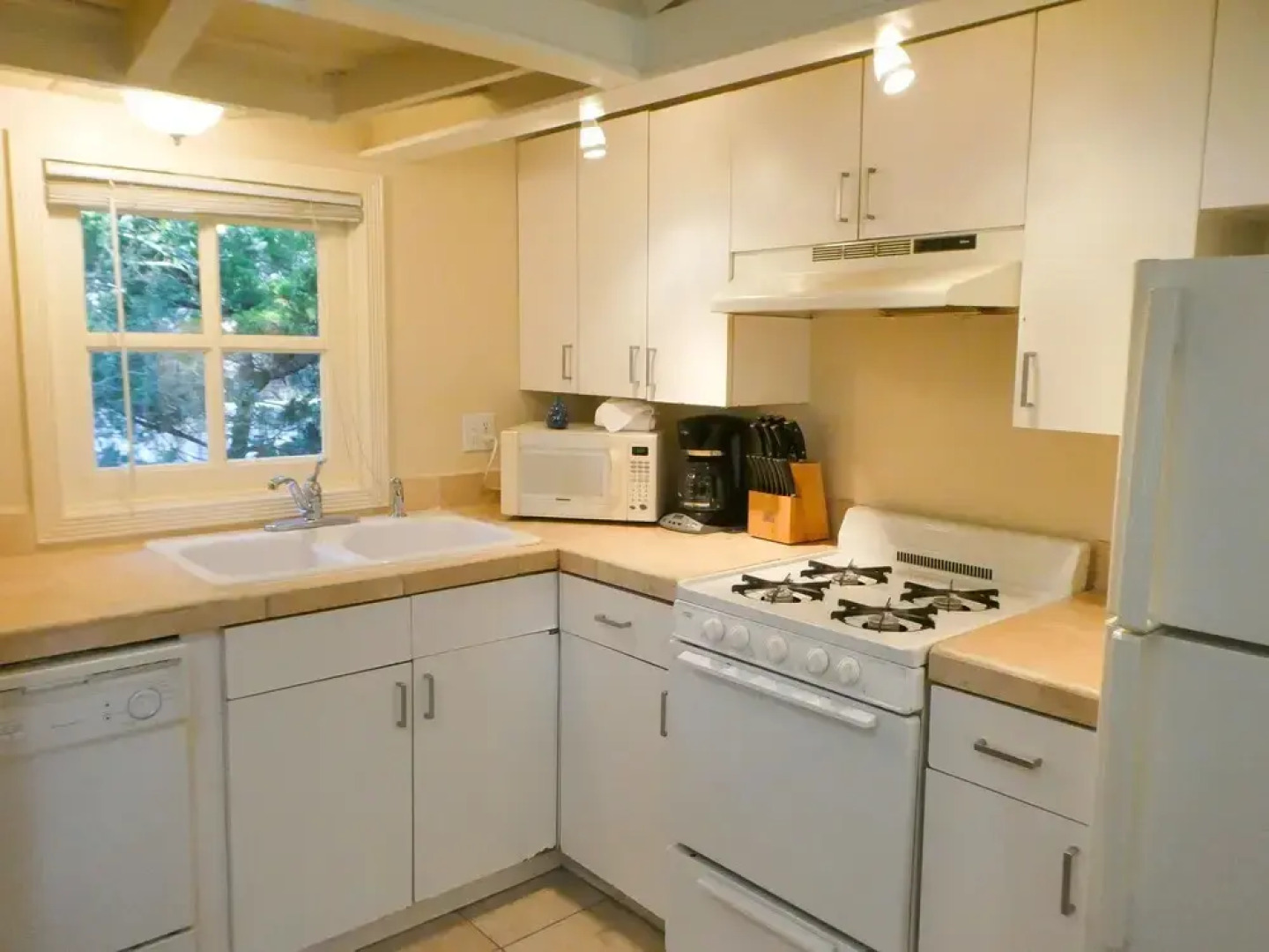 Carmel Fireplace Inn