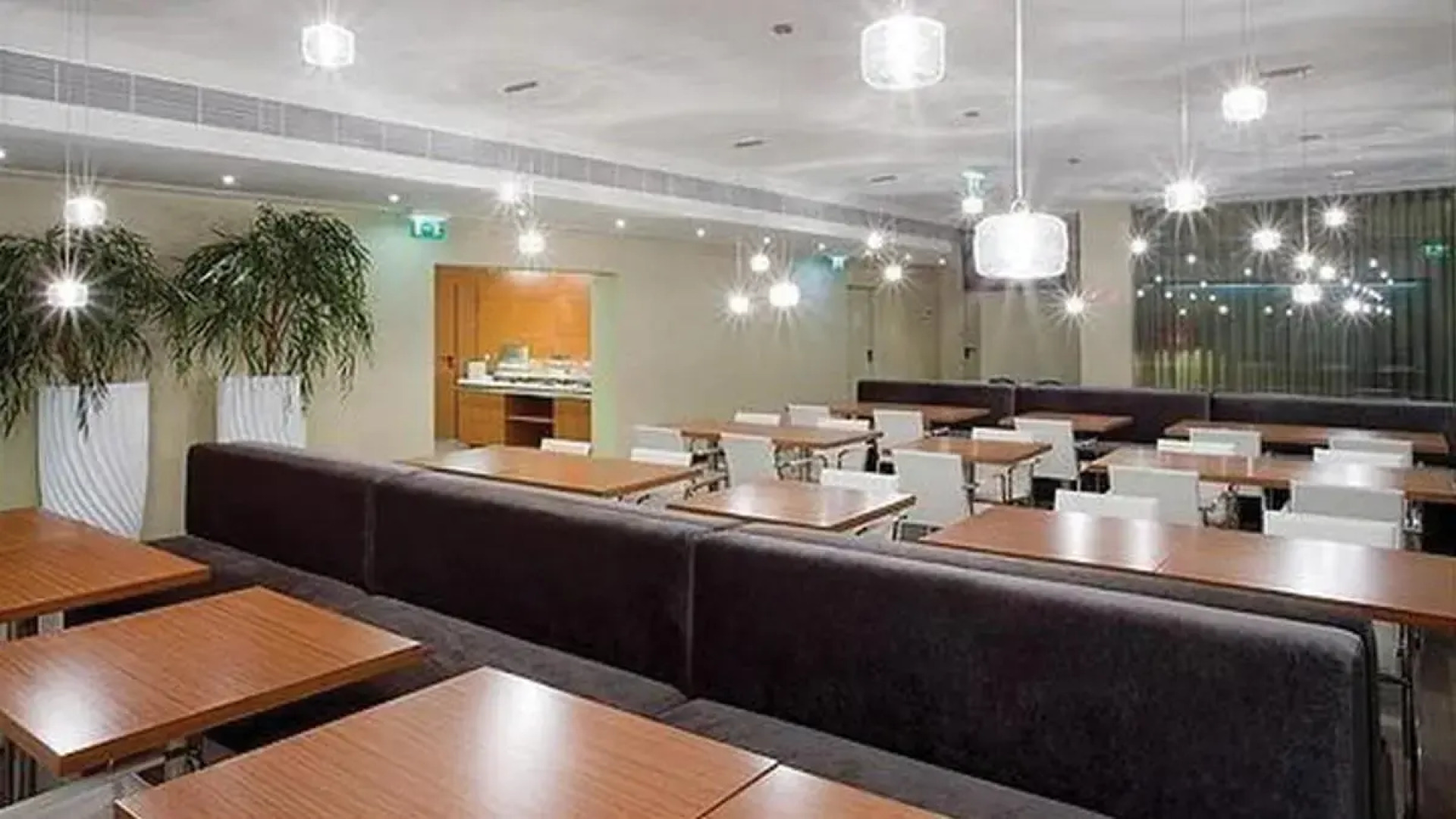 Holiday Inn Express Lisbon Airport by IHG