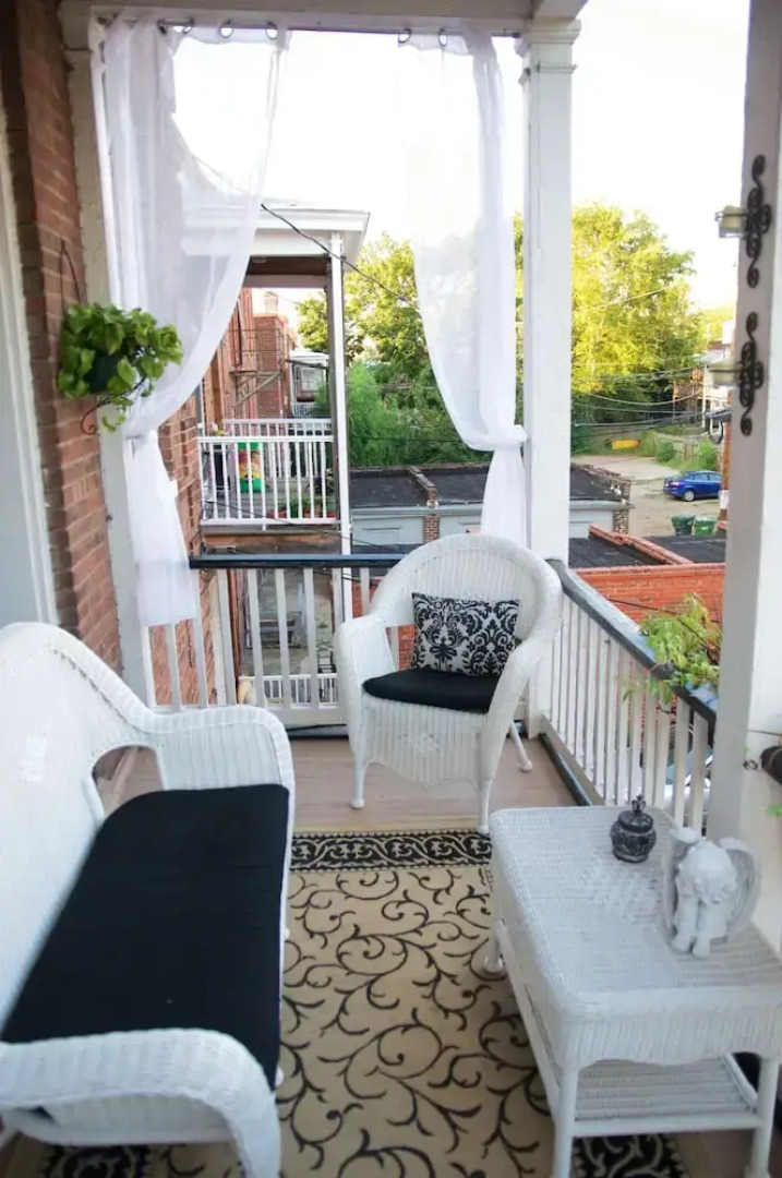 The One Bed and Breakfast