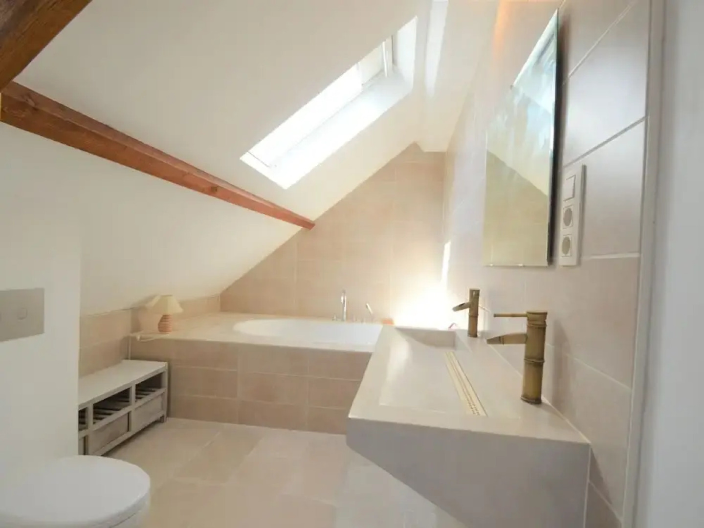 Relaxing Villa in Namur With Fenced Garden