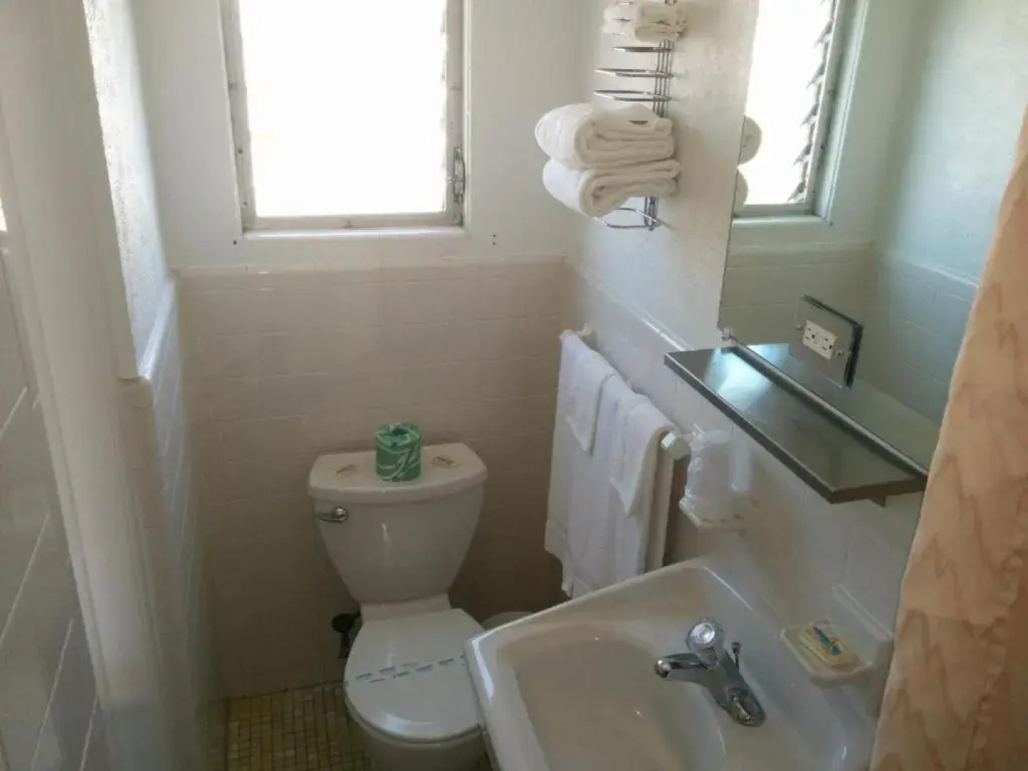 Pink Champagne Motel