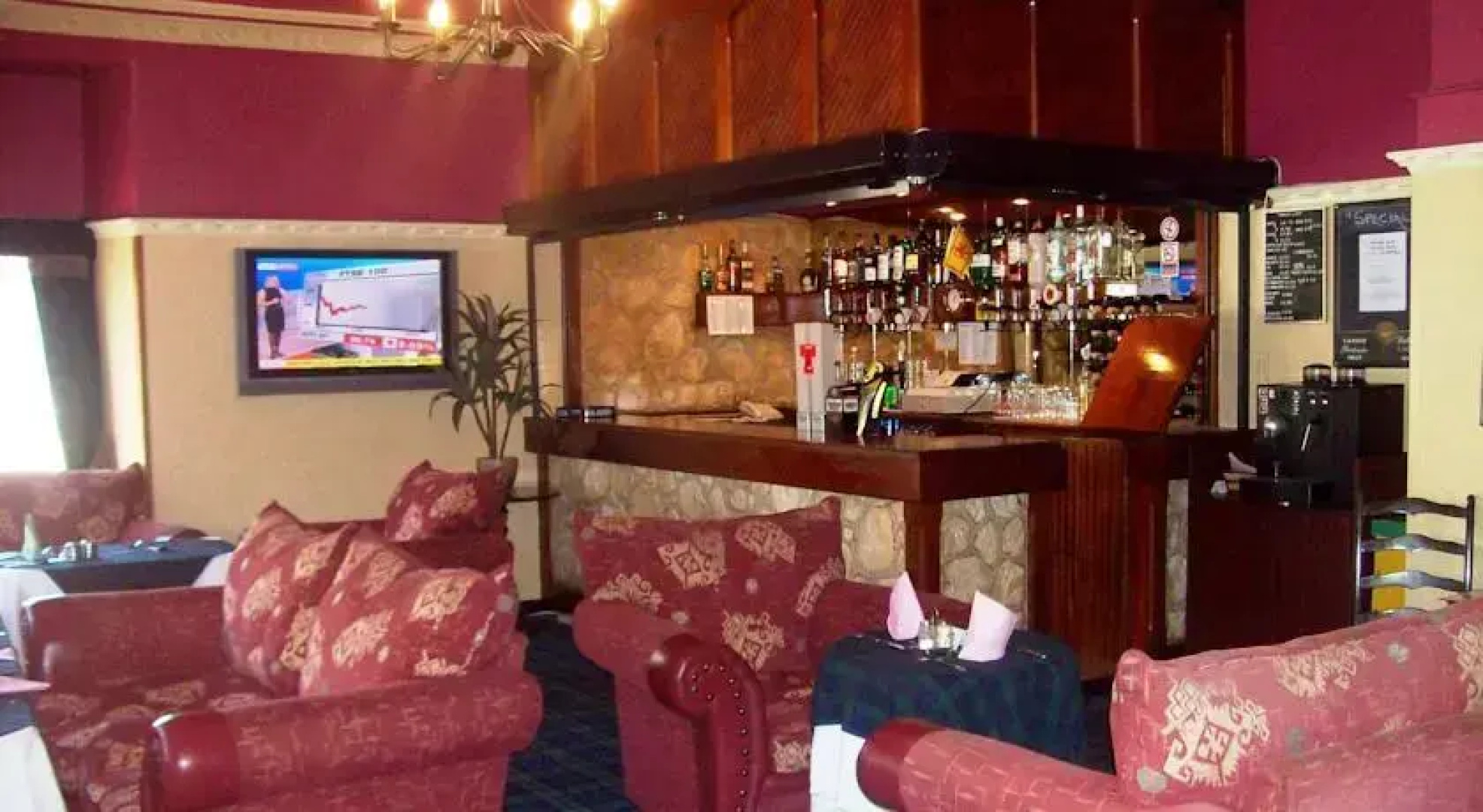 Royal Hotel