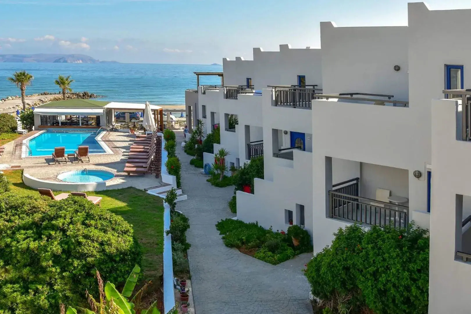 Yria Beach Hotel