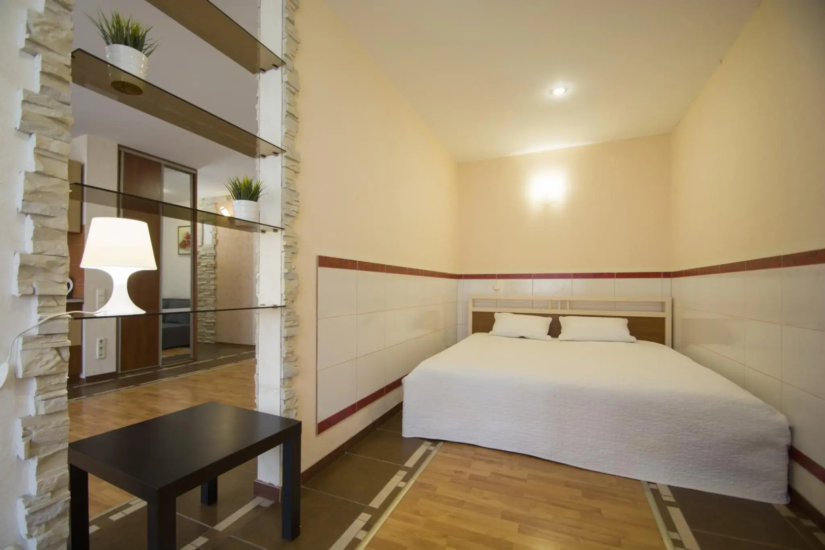 Апартон на проспекте Независимости 52