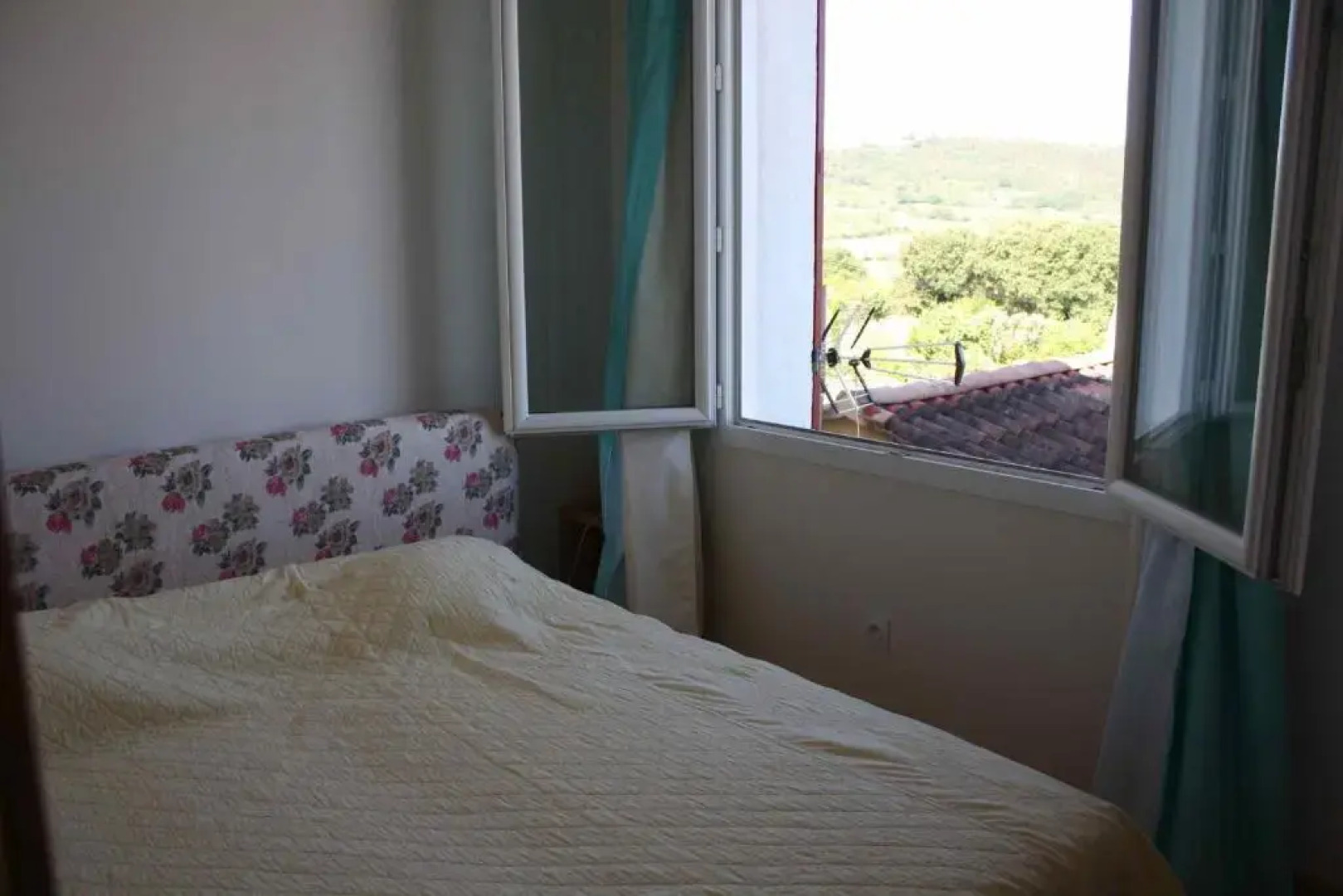 À l'ombre du mûrier