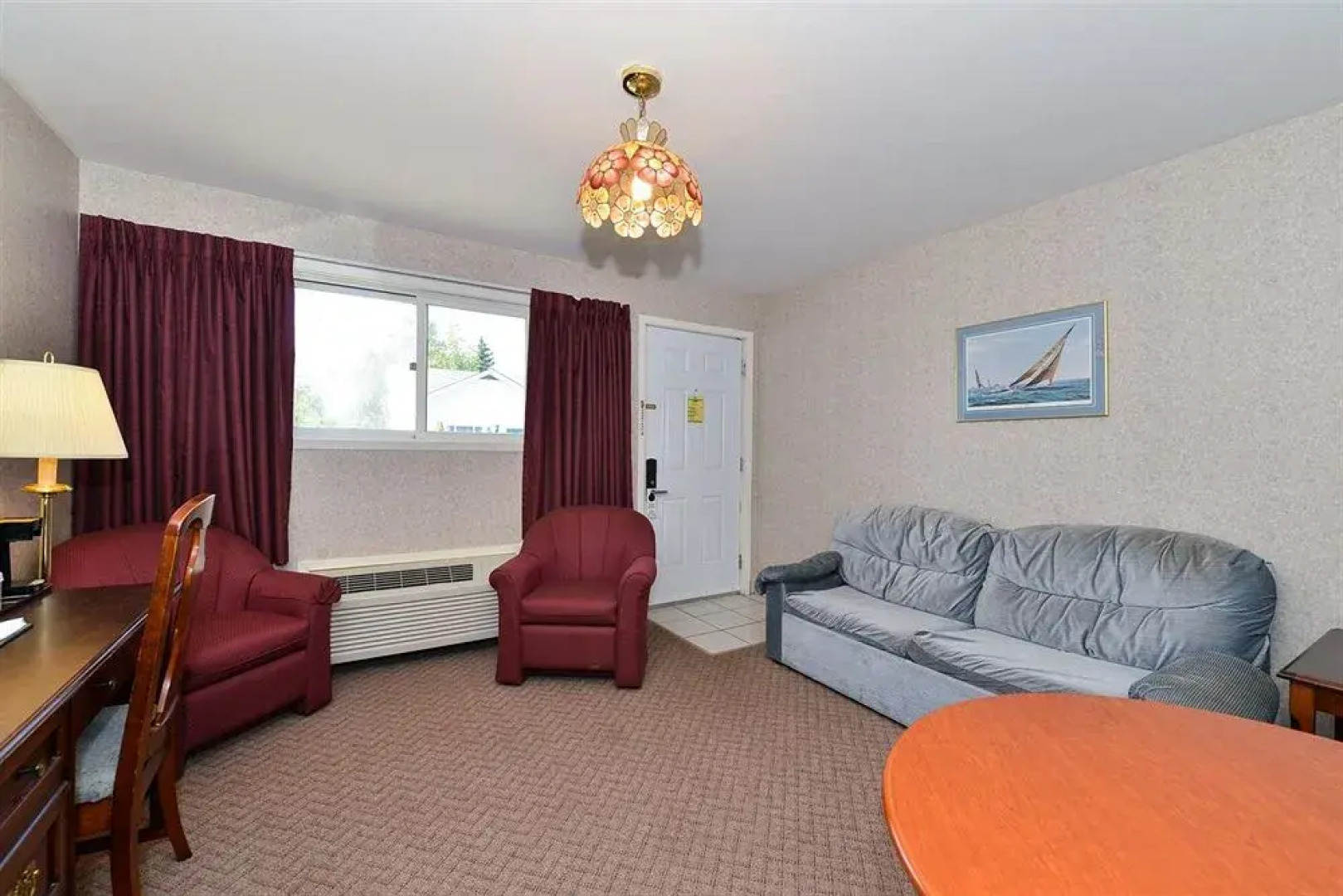 Canadas Best Value Inn