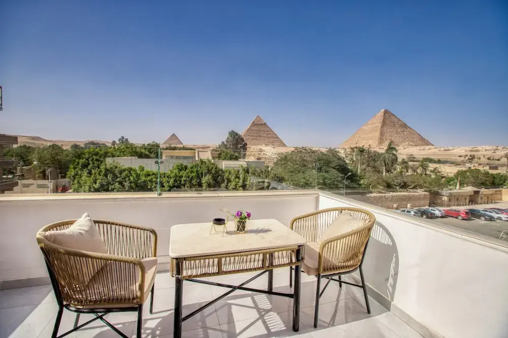 Shadow Pyramids View INN