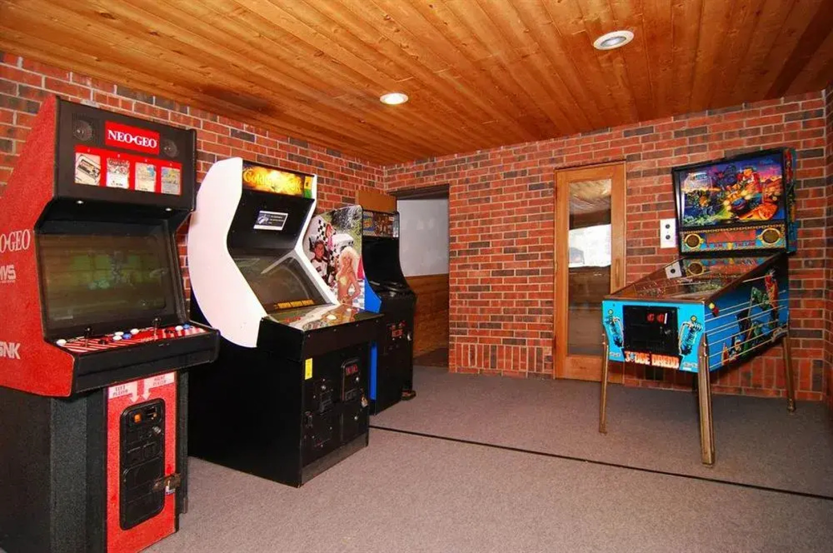 Econo Lodge Inn & Suites Bettendorf