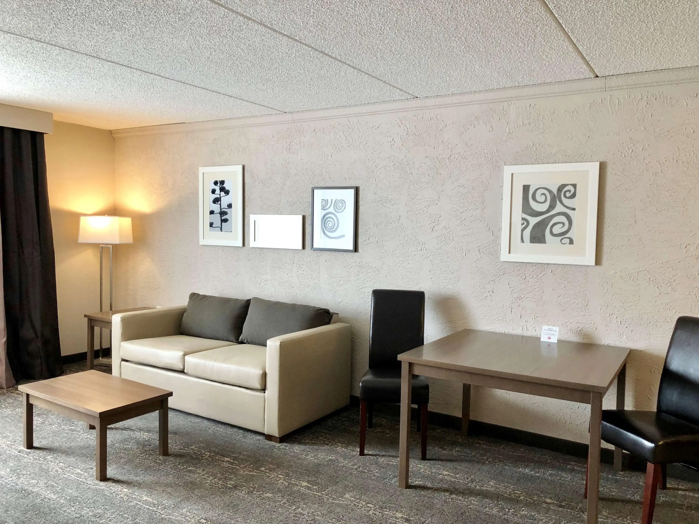 Country Inn & Suites by Radisson, Mt. Pleasant-Racine West, WI