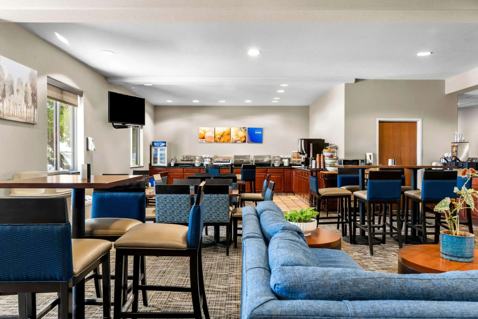 Comfort Inn And Suites