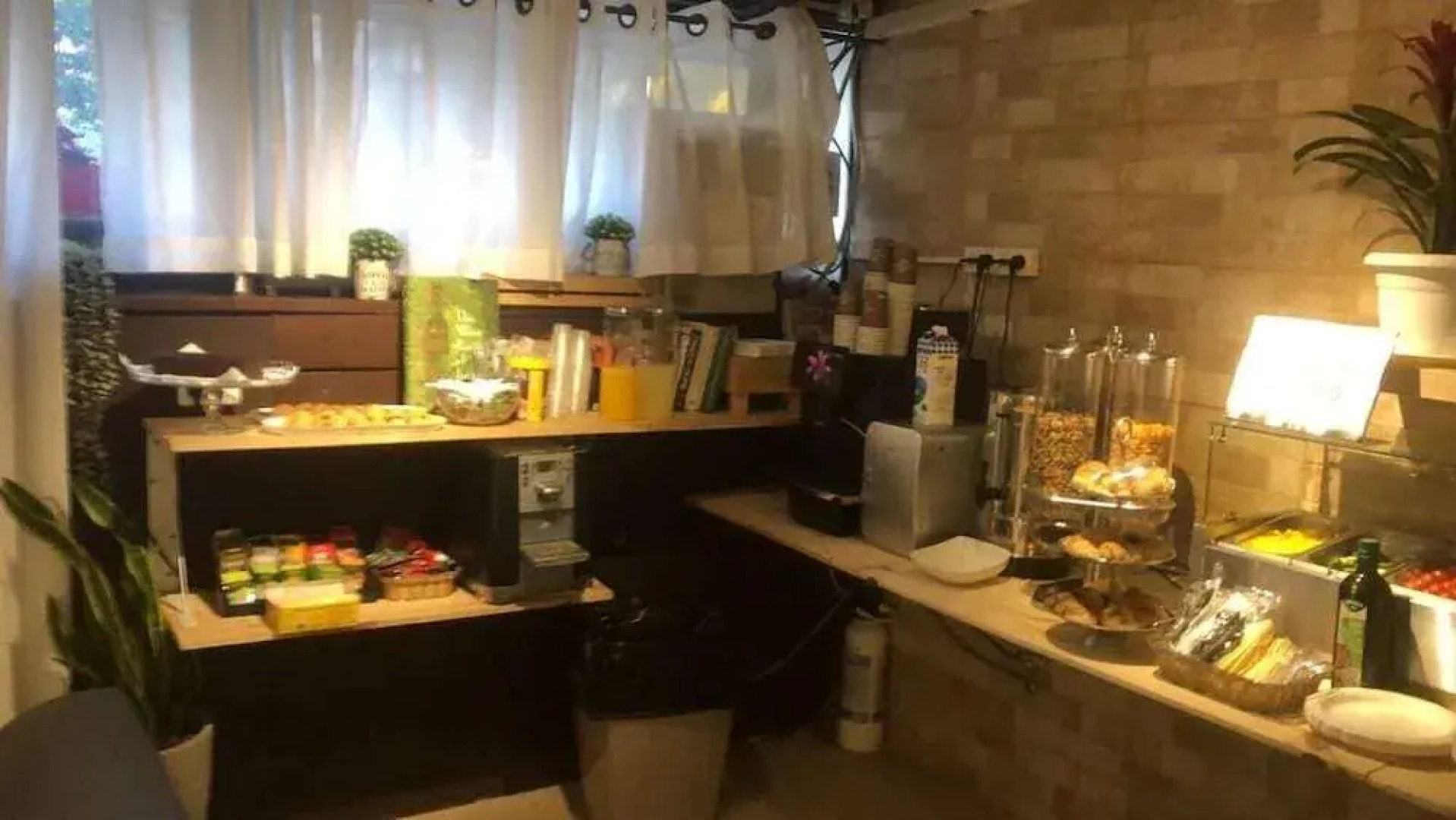 Little House In The Colony