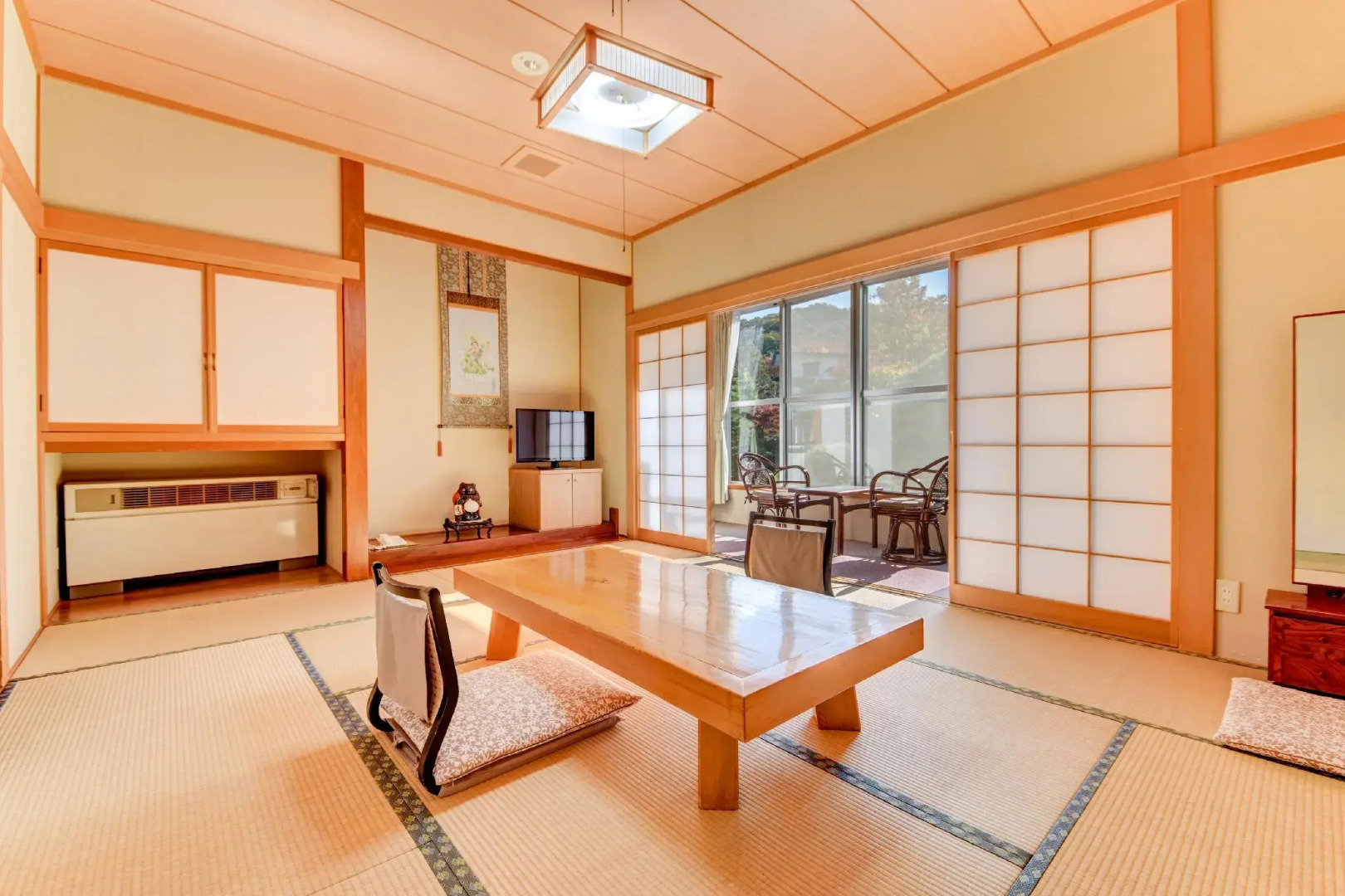 Honjin No Yado Yanagi No Yu