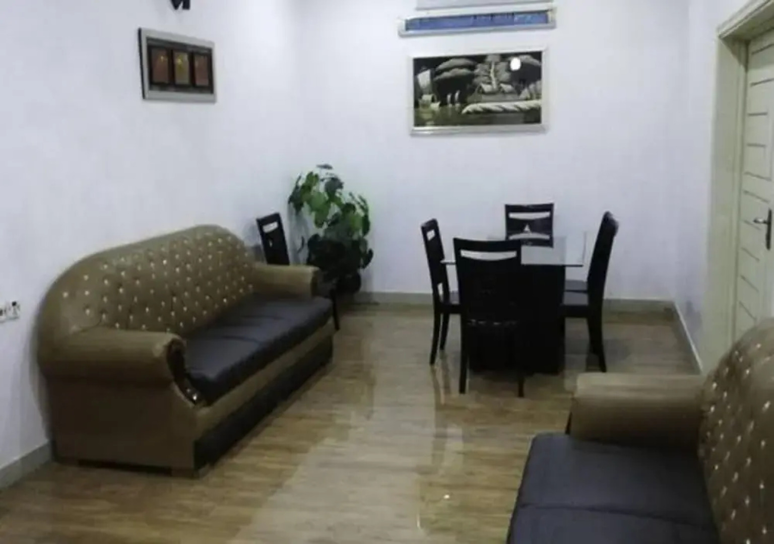 Autobahn Guest house