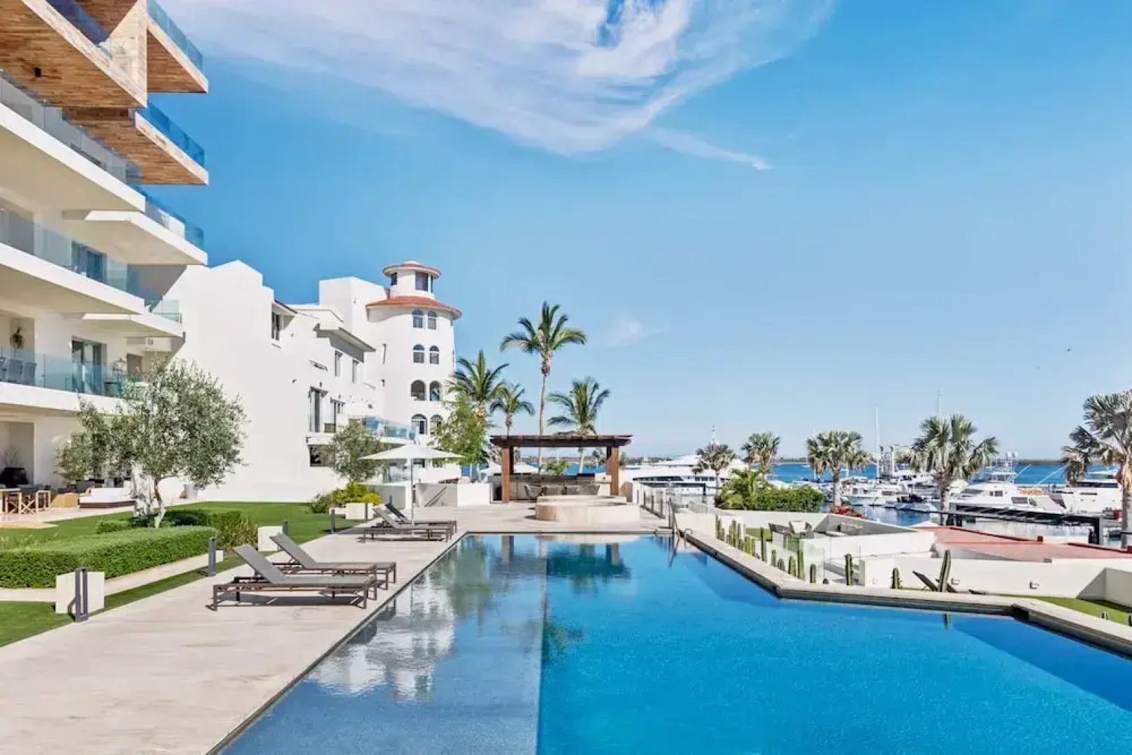 Live Aqua Private Residences La Paz