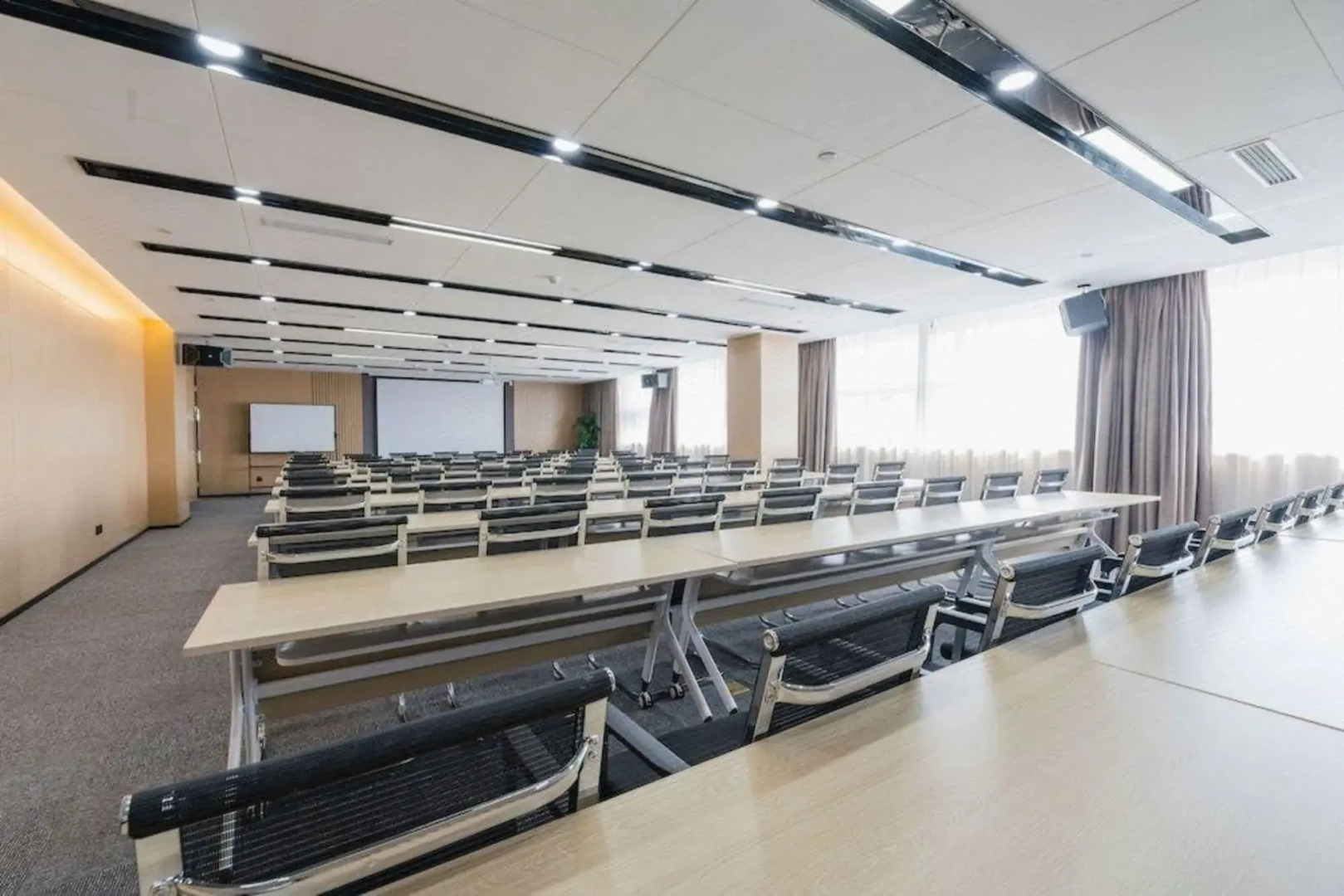 Atour Light Hotel West Xiangyang Road Linfen