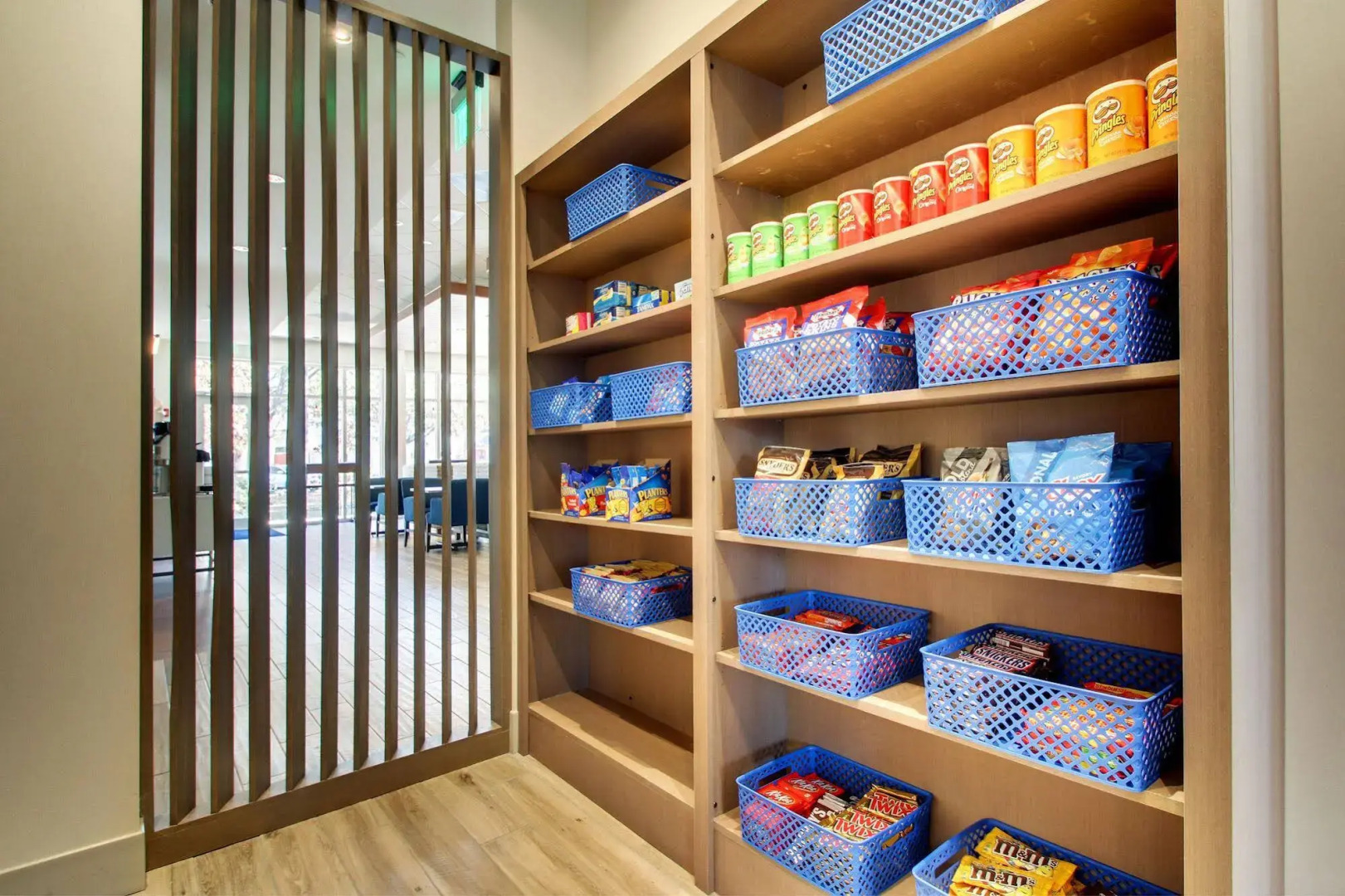 Holiday Inn Express & Suites Charleston NE Mt Pleasant US17 by IHG