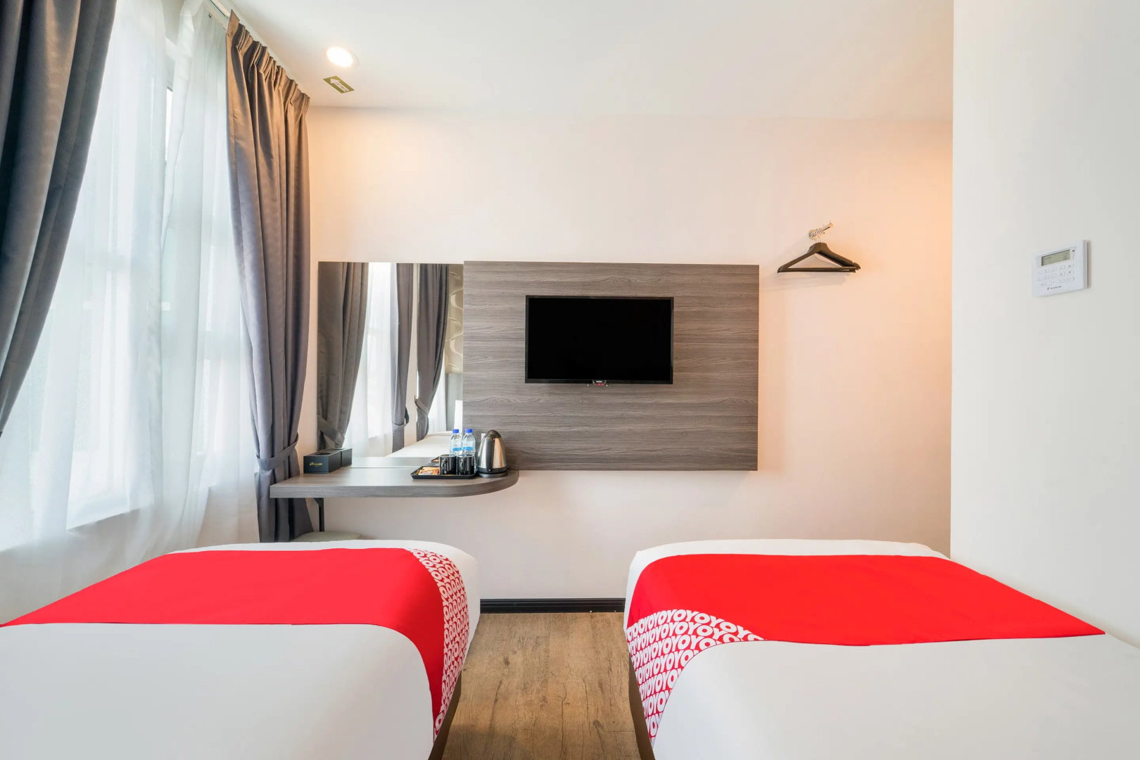 OYO 89386 Stay 365 Hotel
