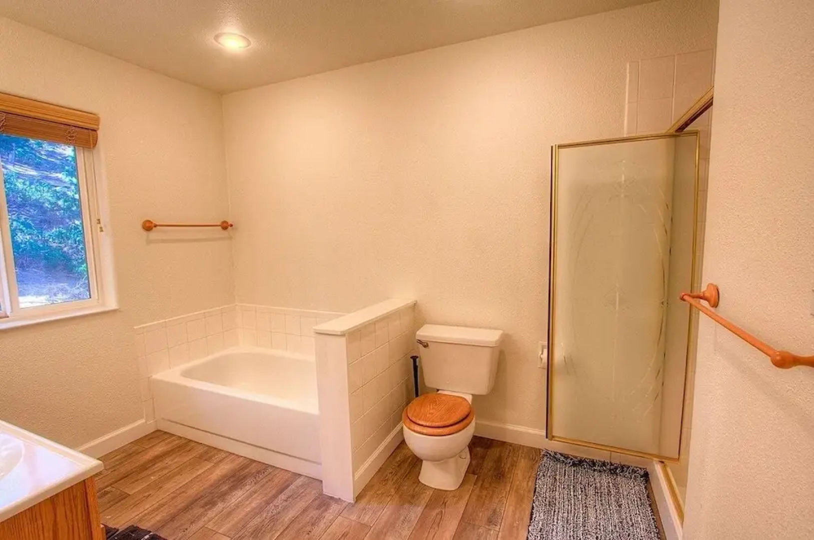 Nvh0823 - Sadies Hustle 3 Bedroom Home