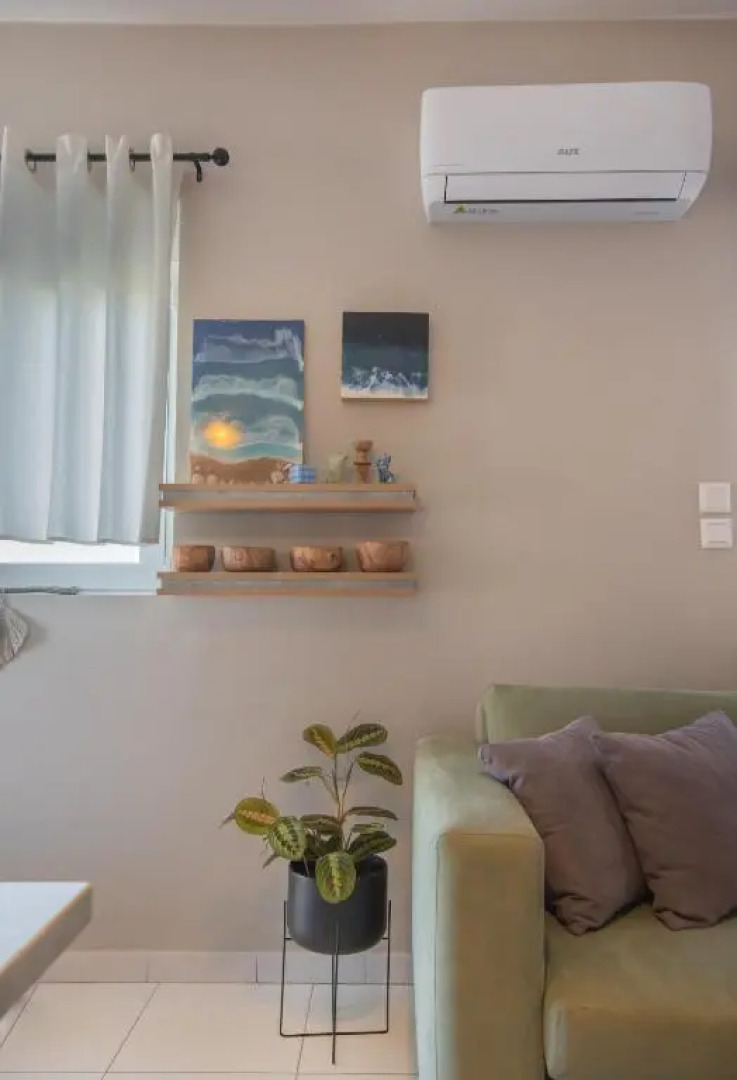 Inconceptual apartment