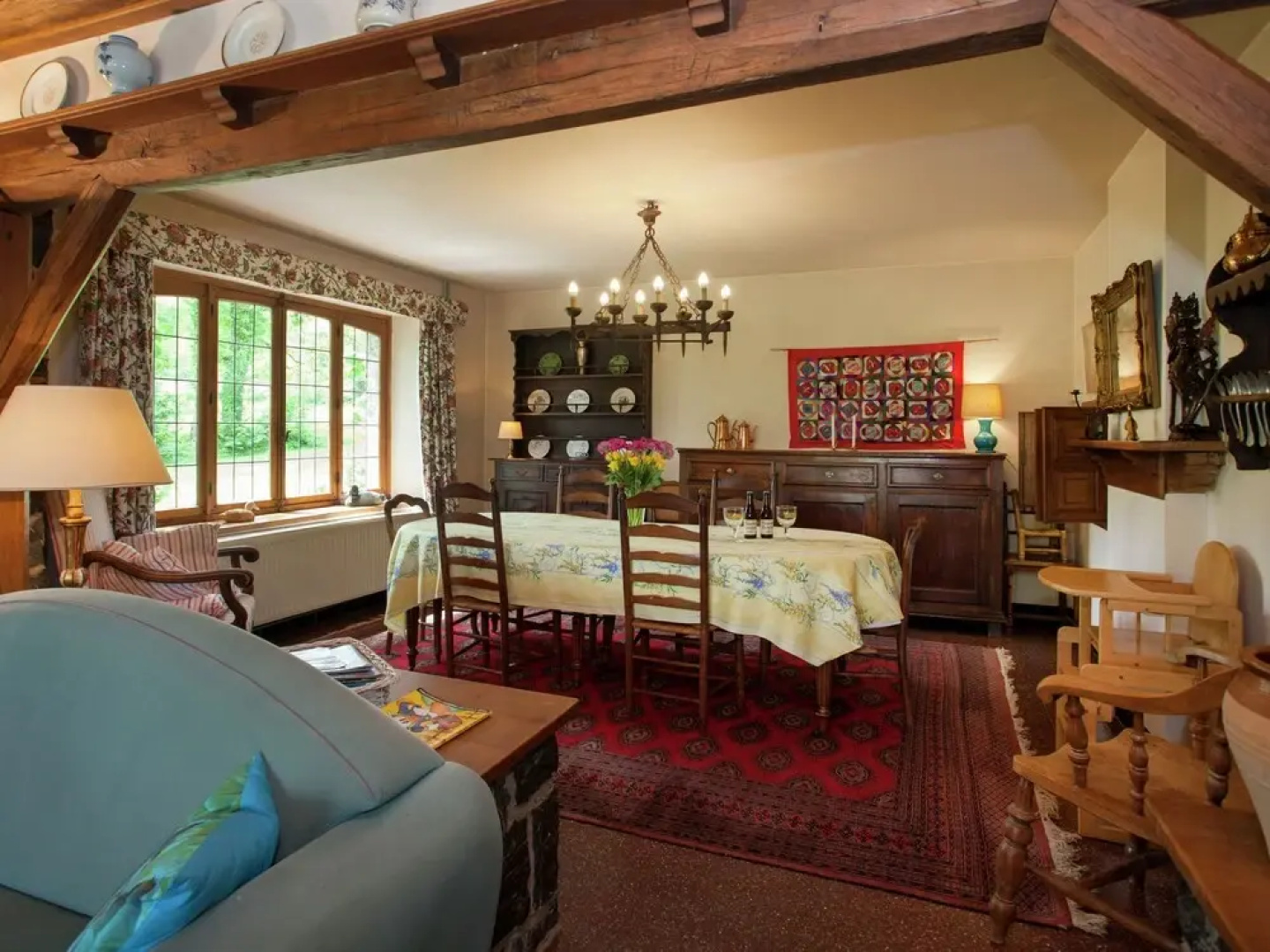 Beautiful Holiday Home With Garden in Belvaux