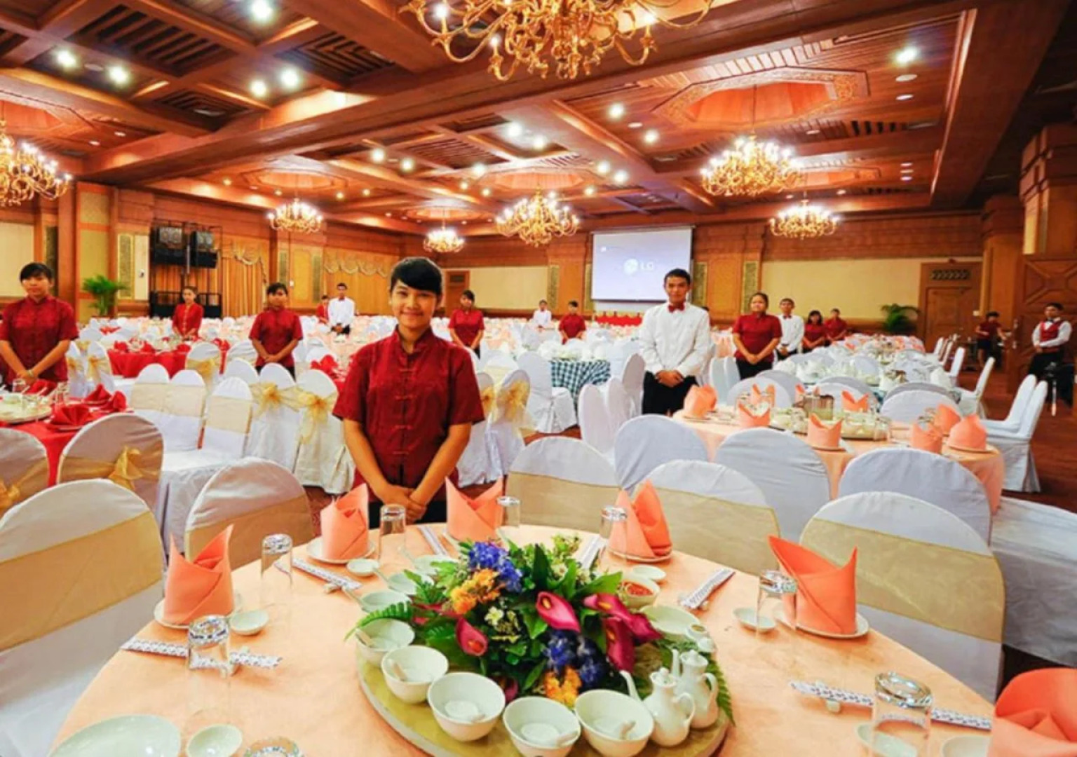 Planet Holiday Hotel & Residence