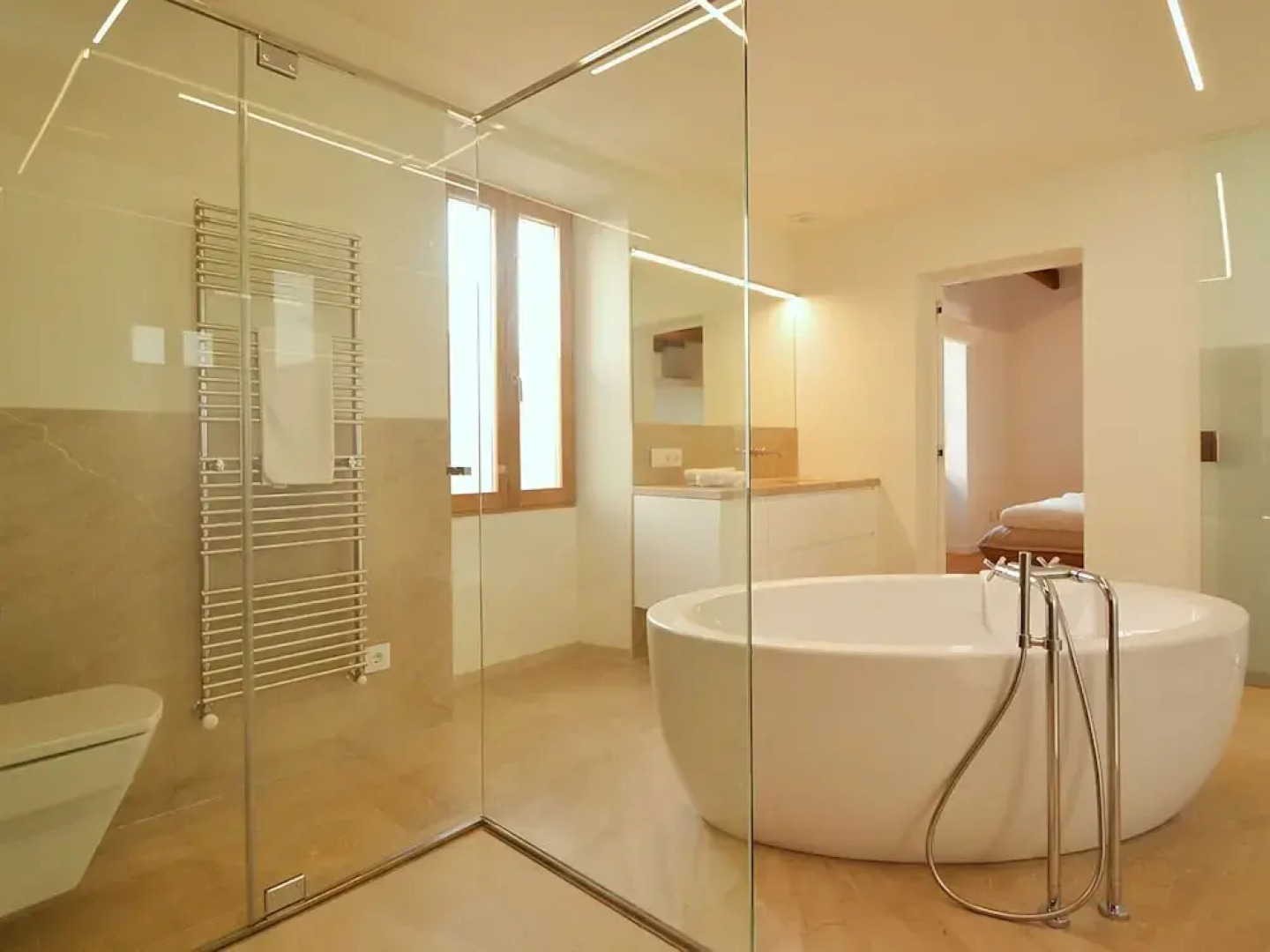 Top Quality Modern Town House in Petra With Private Pool